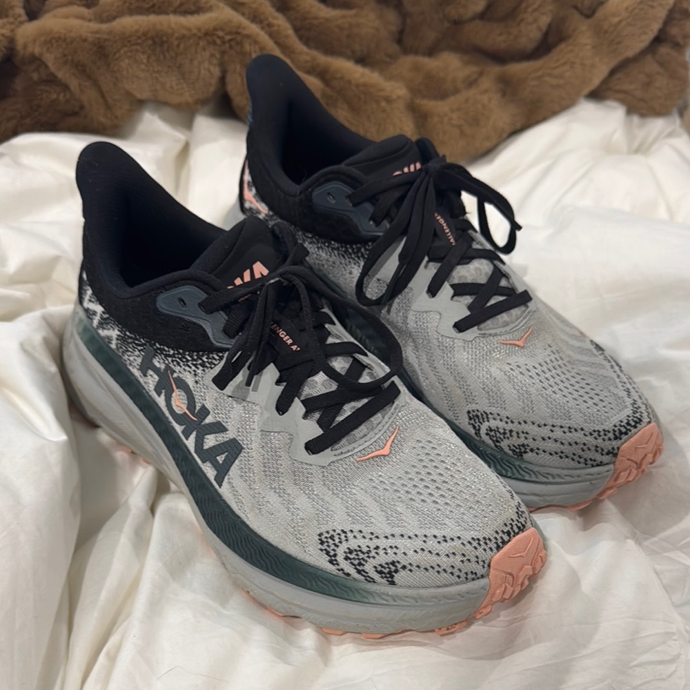 Hoka Women's Gray and Black Running Shoes